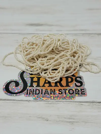 11/0 Cut Beads 651-C Light Pearl Eggshell