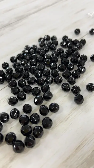 8MM GLASS FACETED 8FC109 OPAQUE BLACK