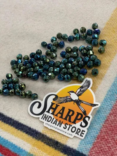 8MM GLASS 8FC588 GREEN IRIS