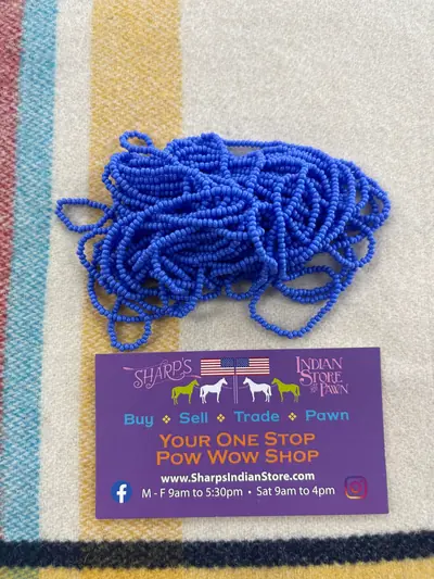 10/0 SEED BEAD 10SB172 OPAQUE MEDIUM BLUE