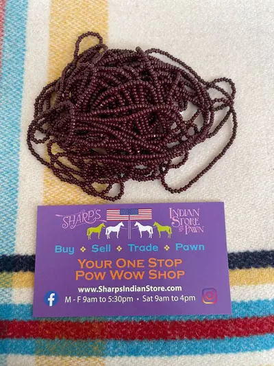 11/0 CUT BEADS 156 OPAQUE DARK BROWN