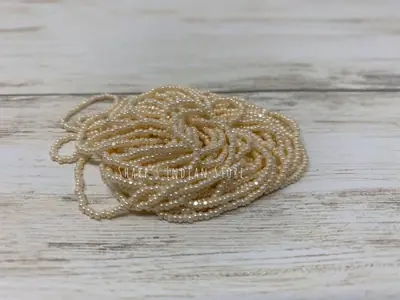 13 CUT 652 PEARL EGGSHELL