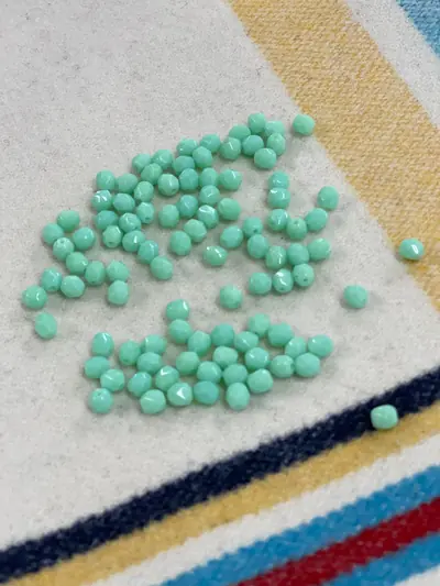 6MM #280-1 Pale Green