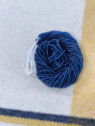 11/0 CUT BEADS #269-C MONTANA BLUE