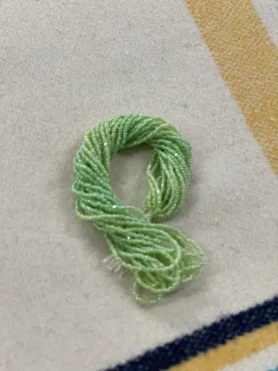 13 CUT 684-C LIGHT GREEN PEARL