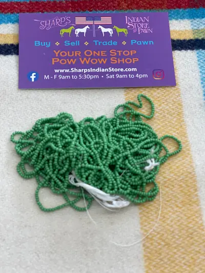 12/0 SEED BEAD #184 LIGHT GREEN