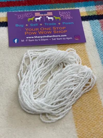 12/0 SEED BEAD #312 WHITE OPAL CEYLON