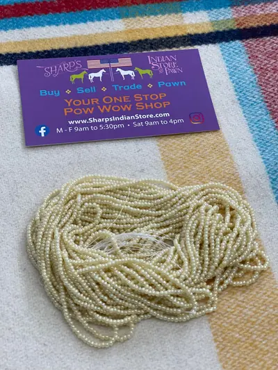 12/0 SEED BEAD #650 PEARL EGGSHELL