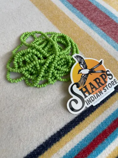 6/0 SEED BEAD #180 OPAQUE PALE GREEN
