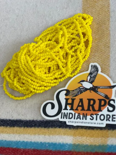 8/0 SEED BEAD #122 OPAQUE LIGHT YELLOW