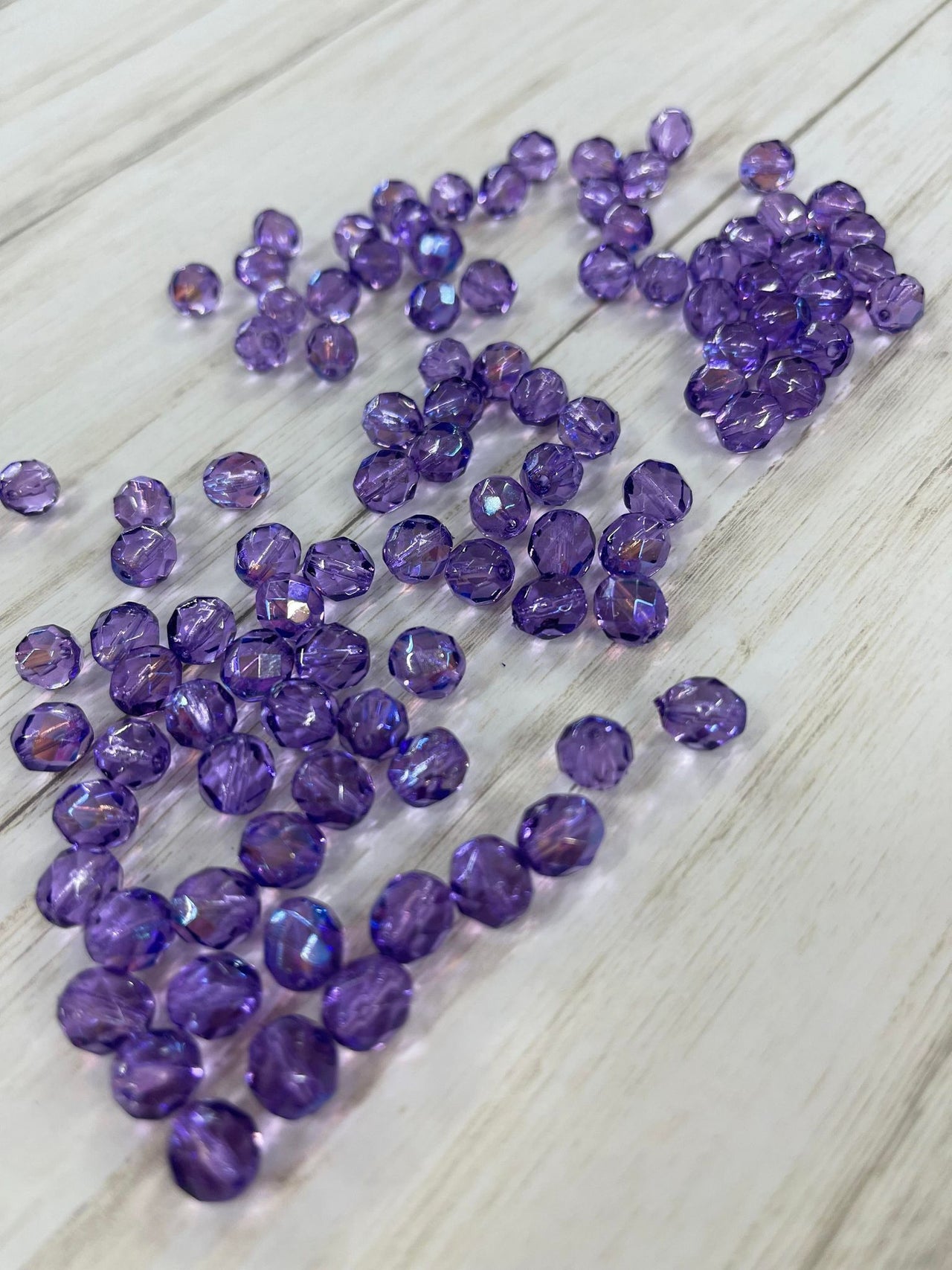 Bead, acrylic, transparent clear, 8mm faceted round. Sold per 100-gram pkg,  - Fire Mountain Gems and Beads